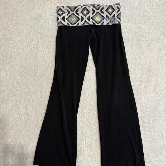 Victoria’s Secret Pink foldover Aztec bootcut - Picture 1 of 5